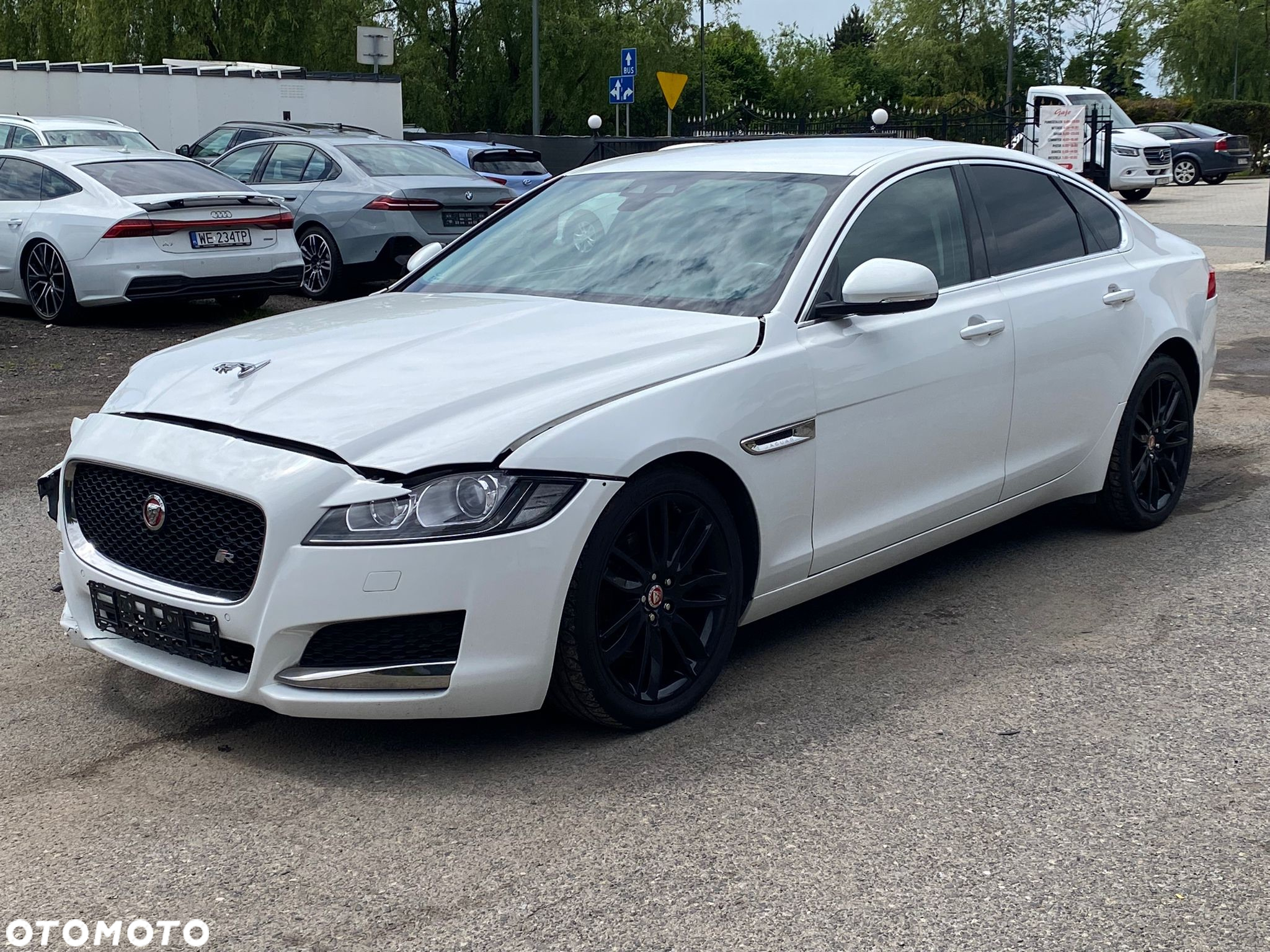 Jaguar XF 2.0 i4D Pure - 13