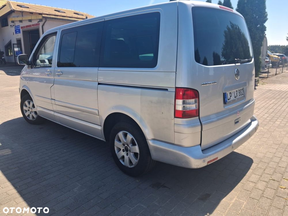 Volkswagen Multivan - 3