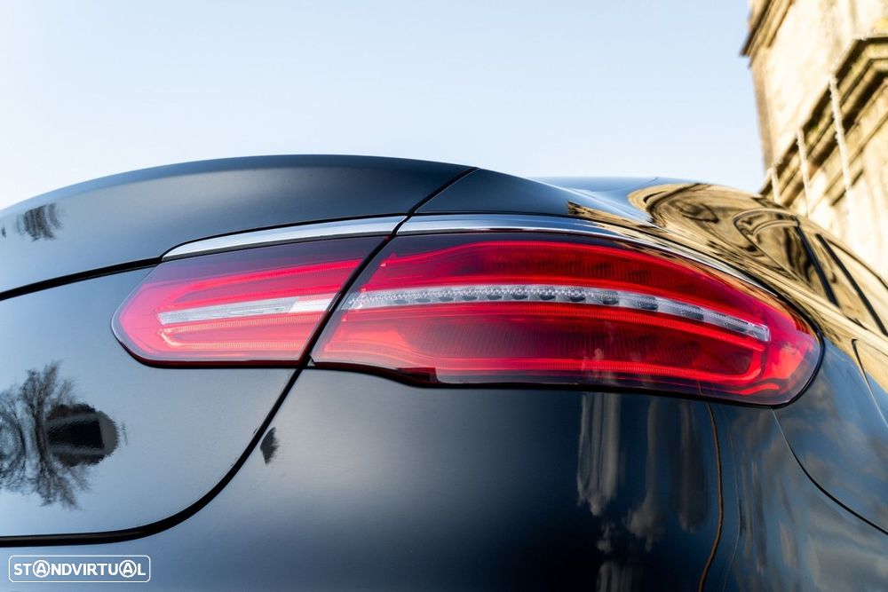 Mercedes-Benz GLC 220 d 4Matic 9G-TRONIC AMG Line - 23