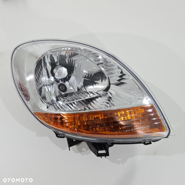 REFLEKTOR PRAWY LAMPA DEPO 551-1145R KANGOO 03-08