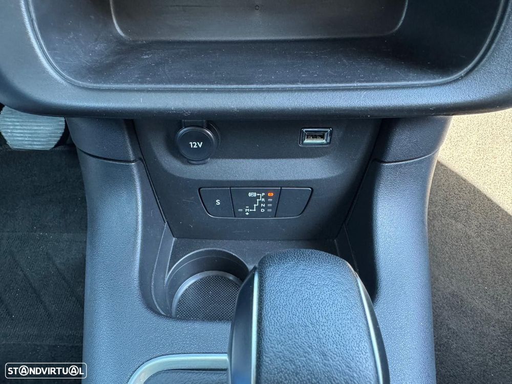 Citroën C3 1.2 PureTech Shine EAT6 - 23