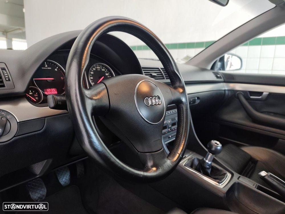 Audi A4 1.9 TDI m5 Sport - 17