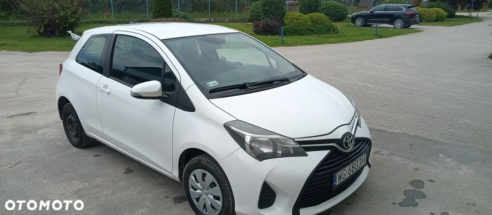 Toyota YARIS - 1