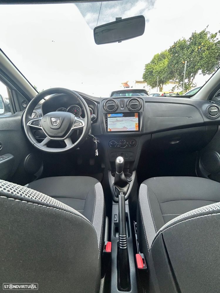 Dacia Sandero Stepway dCi 90 Ambiance - 9