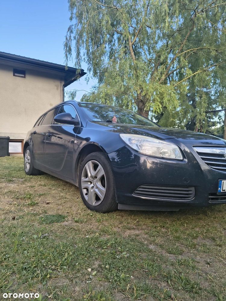 Opel Insignia - 1