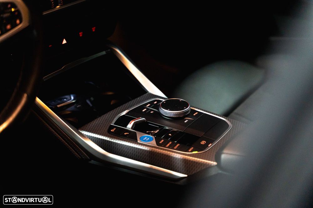 BMW i4 eDrive40 Pack Desportivo M Pro - 23