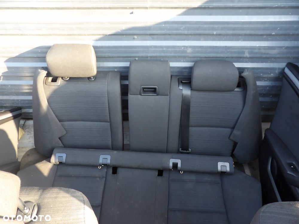 BMW - E60,E61 - PO LIFT - FOTELE , KANAPA , BOCZKI - EUROPA - KOMPLET - 4