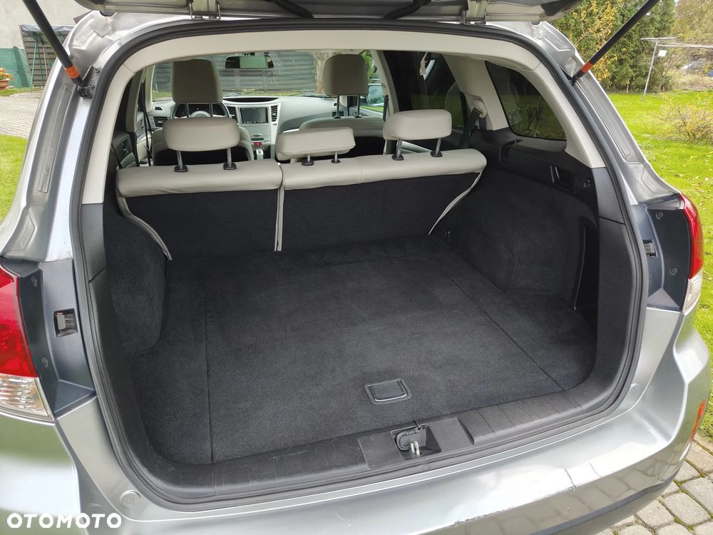 Subaru Outback 2.5i Lineartronic Trend - 8