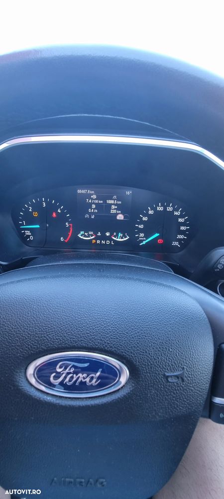 FORD Kuga 2020 — imagine 13