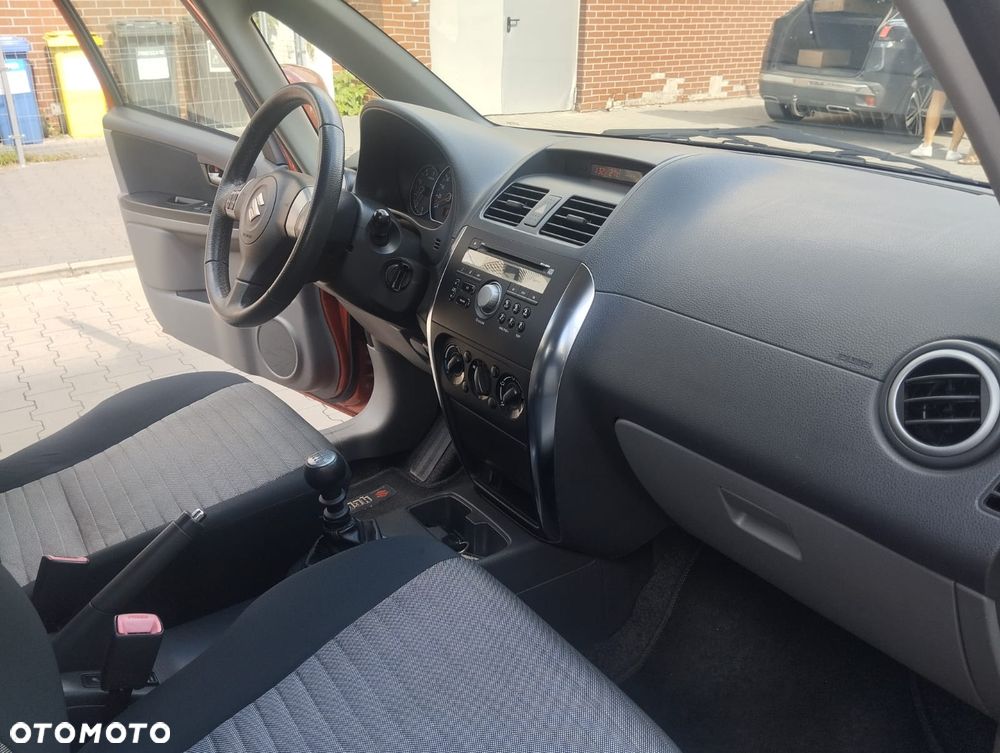 Suzuki SX4 - 20