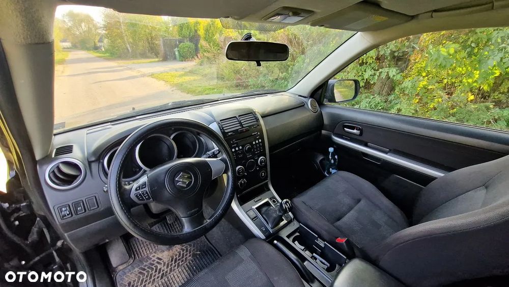 Suzuki Grand Vitara 1.9 DDiS Comfort - 9