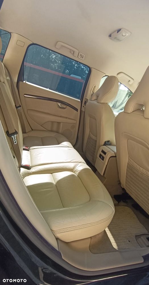 Volvo XC 70 - 10