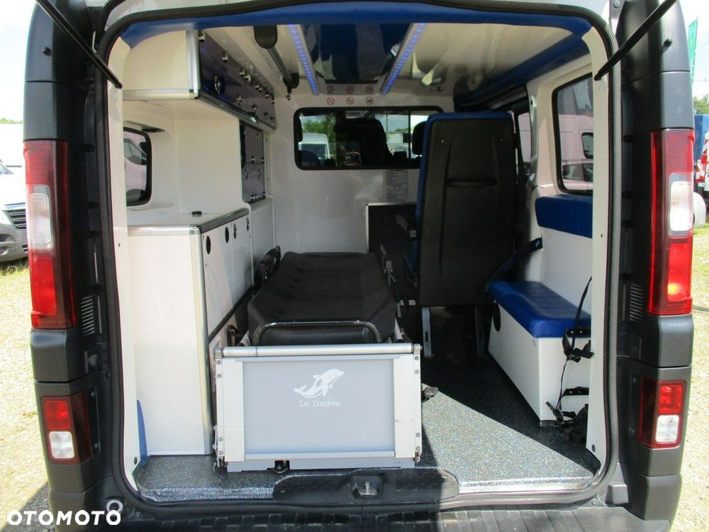 Opel Vivaro - 8