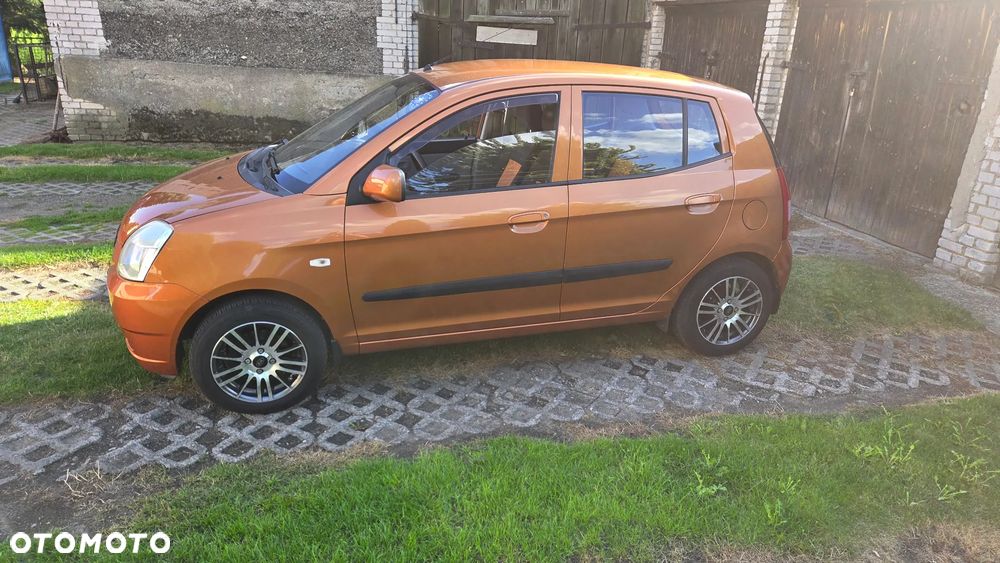 Kia Picanto 1.0 Family - 4