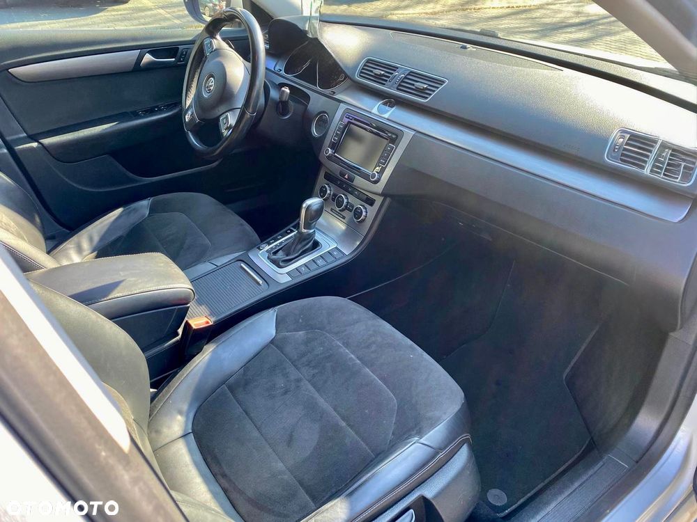 Volkswagen Passat 2.0 TDI Comfortline DSG - 6