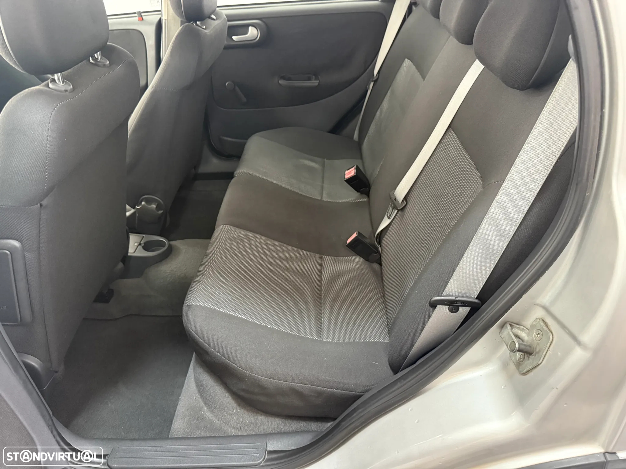 Opel Corsa 1.3 CDTi Enjoy - 10