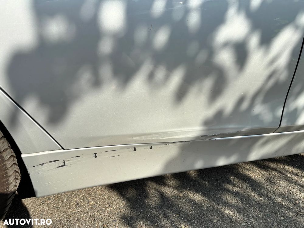 BMW Seria 3 320d DPF Aut. - 11
