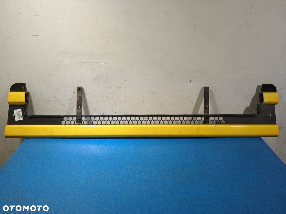 SCANIA 4X2 ATRAPA / GRILL - 1