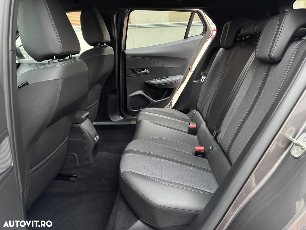 Peugeot 2008 PureTech 130 EAT8 Allure Pack - 17