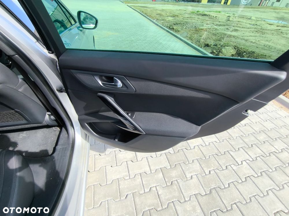 Peugeot 508 2.0 HDi Allure - 22