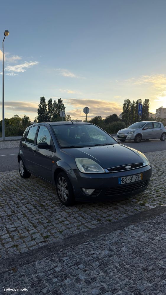 Ford Fiesta 1.25 Ghia - 1