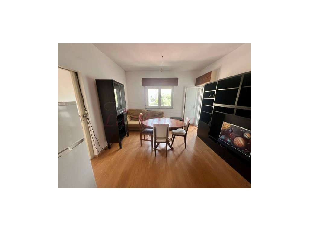 Apartamento T1+1 com varanda - Grande imagem: 5/17