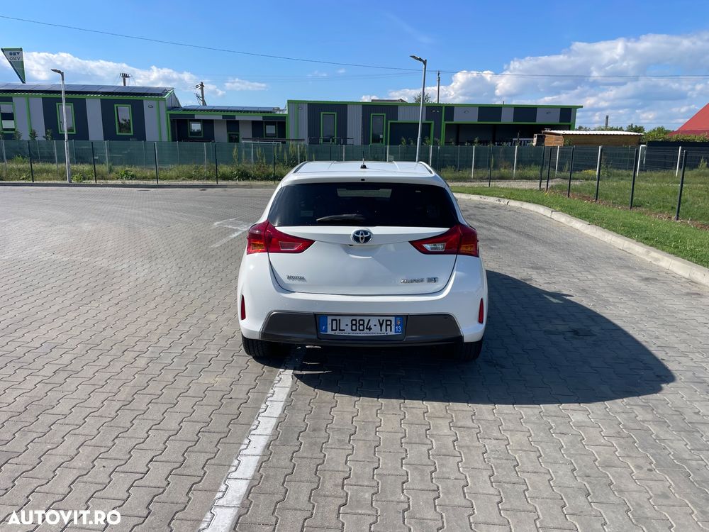 Toyota Auris 1.8 L VVT-i Sol+ - 4