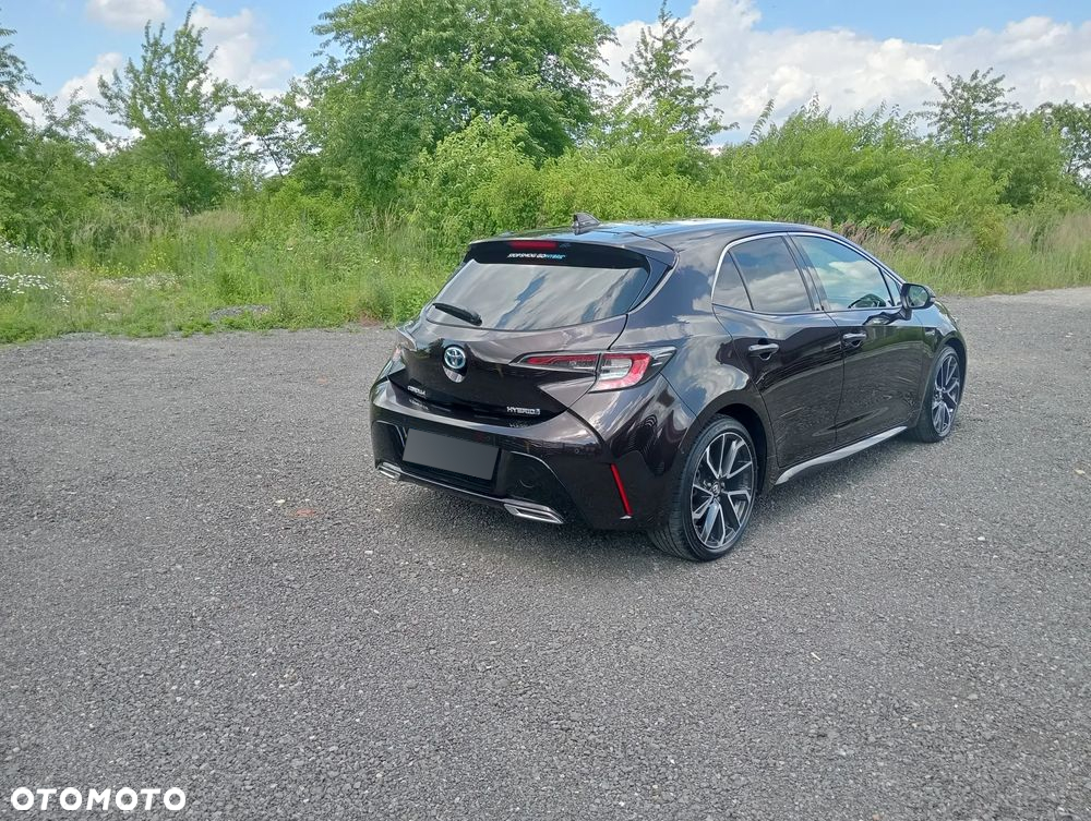 Toyota Corolla 2.0 Hybrid Executive - 6