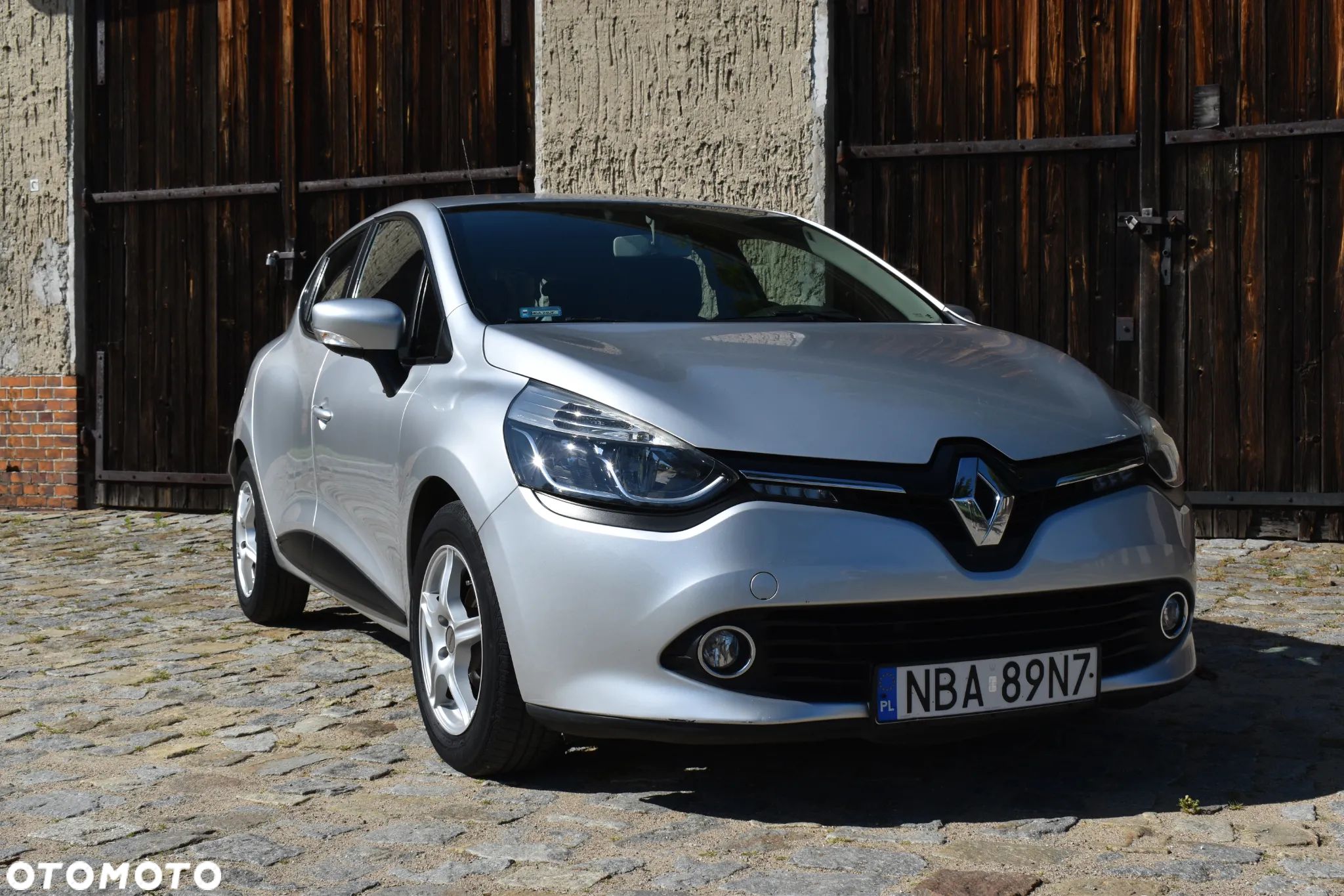 Renault Clio 1.2 16V Alize - 1