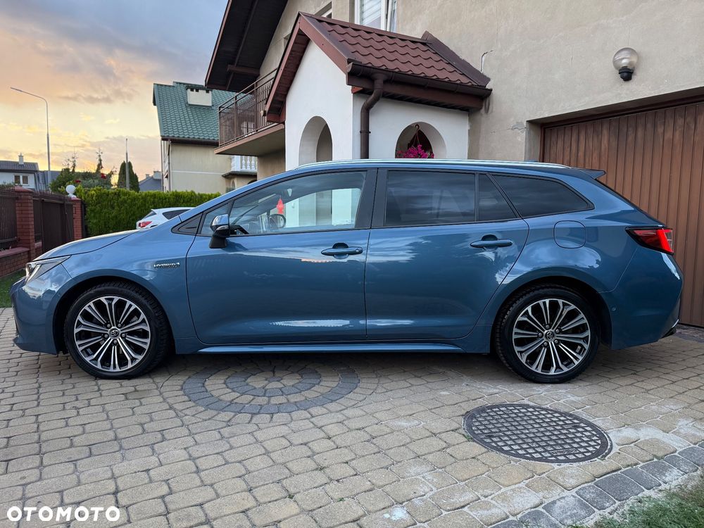 Toyota Corolla 2.0 Hybrid Comfort - 4