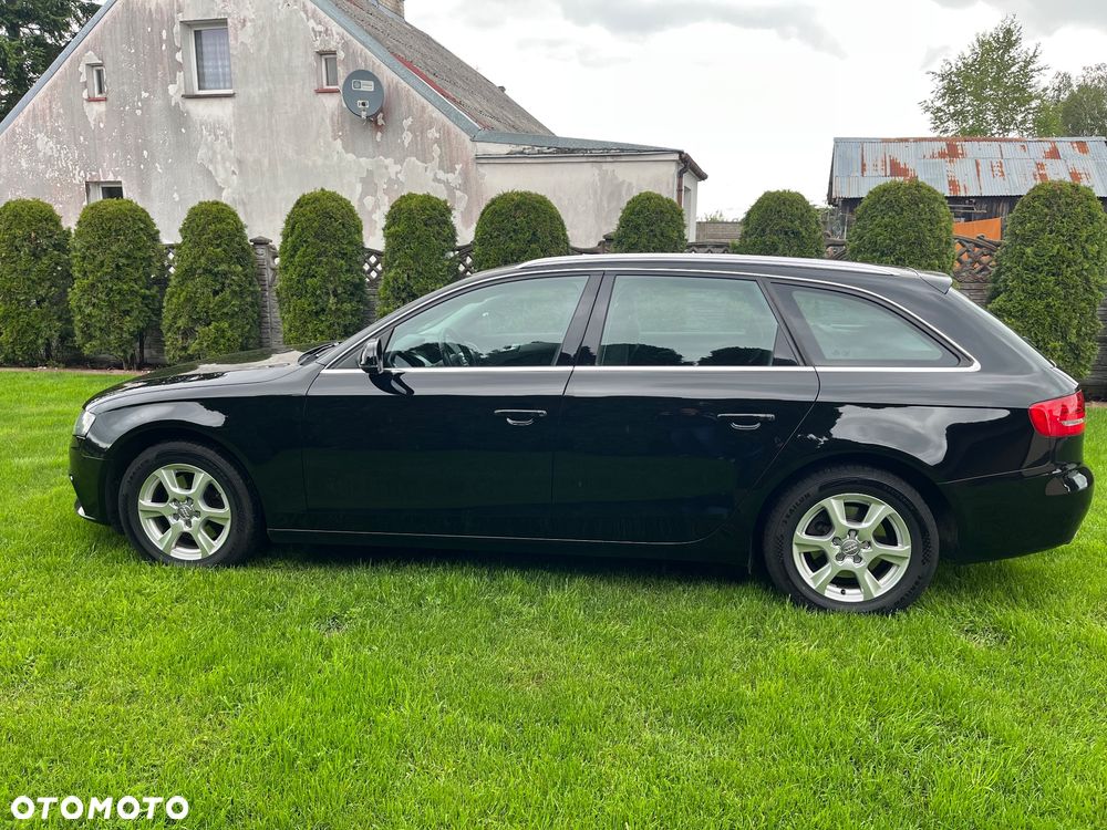 Audi A4 Avant 2.0 TDI DPF Ambition - 13