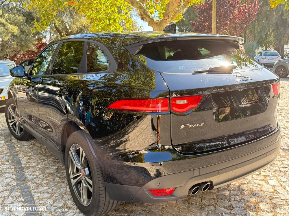 Jaguar F-Pace E-Performance Prestige - 3