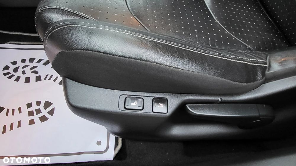 Citroën DS4 HDi 165 Urban Show - 28