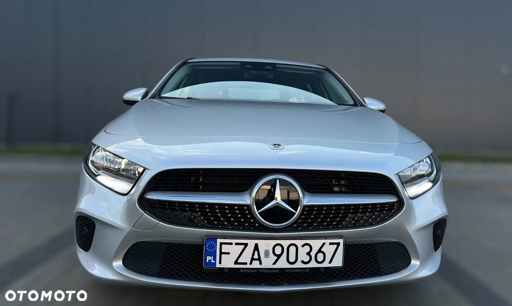 Mercedes-Benz Klasa A 250 e PHEV AMG Line 8G-DCT - 2