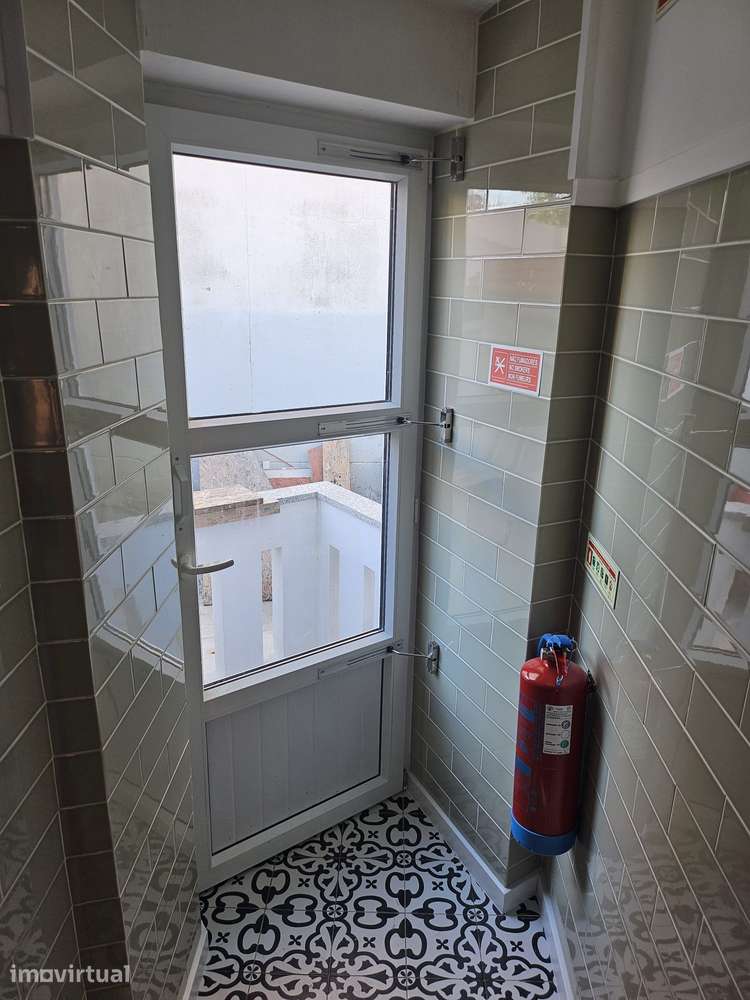 QUARTO COM W.C. PRIVATIVO - Grande imagem: 5/42