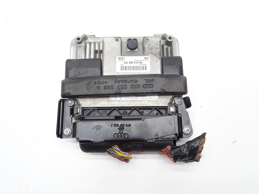 KOMPUTER STEROWNIK SILNIKA CGL 03L906018ML 2.0 TDI AUDI Q5 8R