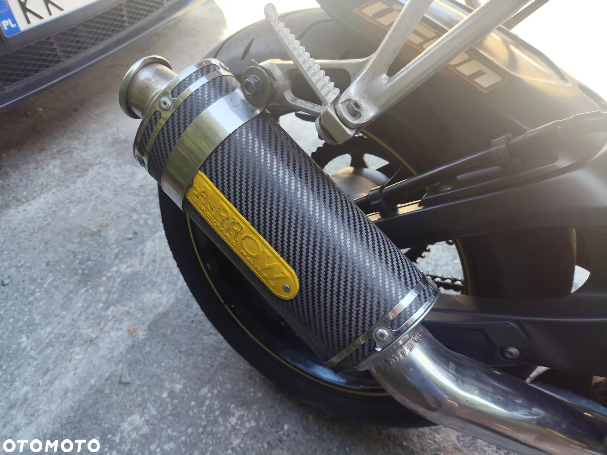 Yamaha R6 - 18