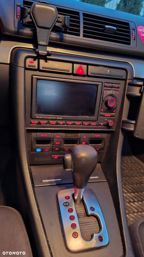 Audi A4 Avant 2.0 TDI DPF multitronic - 32