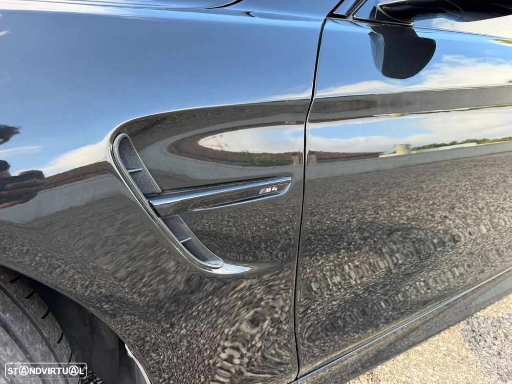 BMW M4 Auto - 29