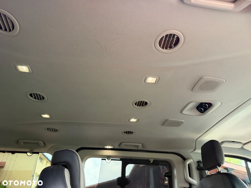 Ford Tourneo Custom 2.0 TDCi L2 Titanium SelectShift - 34