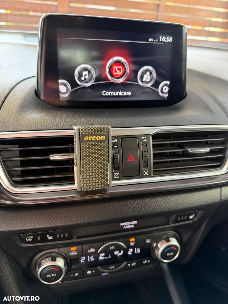 Mazda 3 G120 AT Revolution - 4