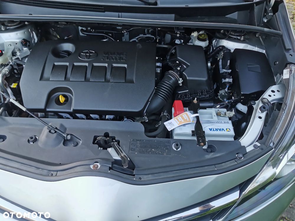Toyota Verso 1.8 Premium 7os EU6 - 11