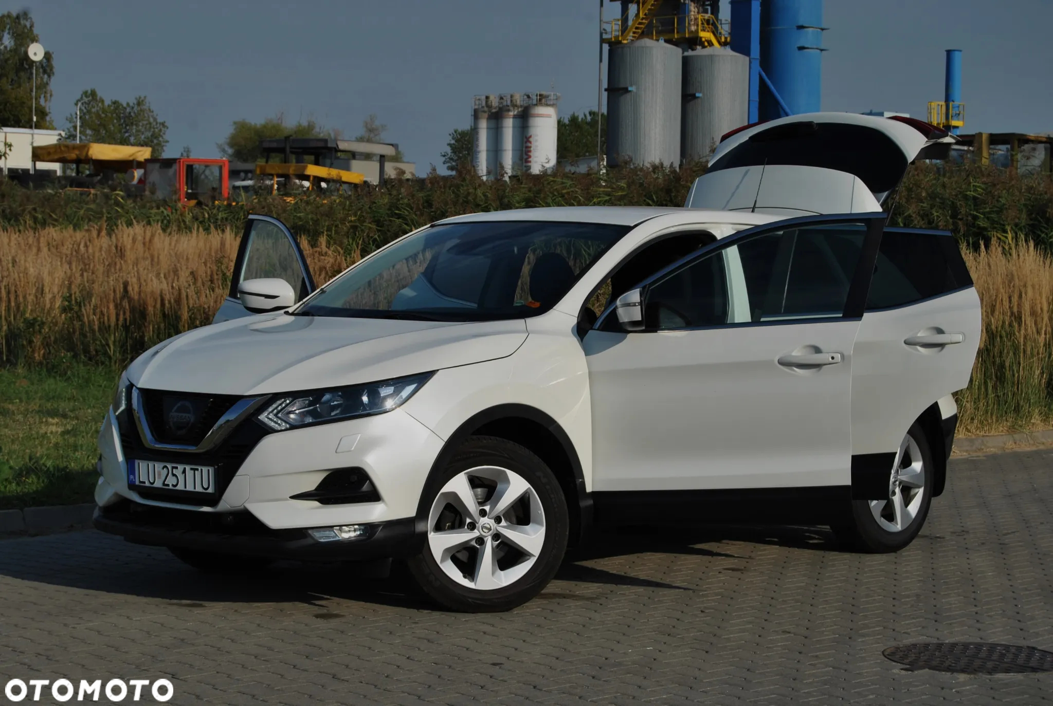 Nissan Qashqai 1.6 DCi Visia - 19