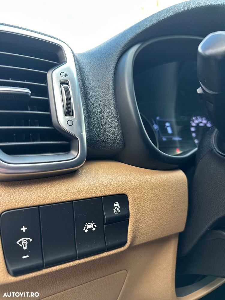 Kia Sportage 1.7 DSL 7DCT 4x2 Style - 16