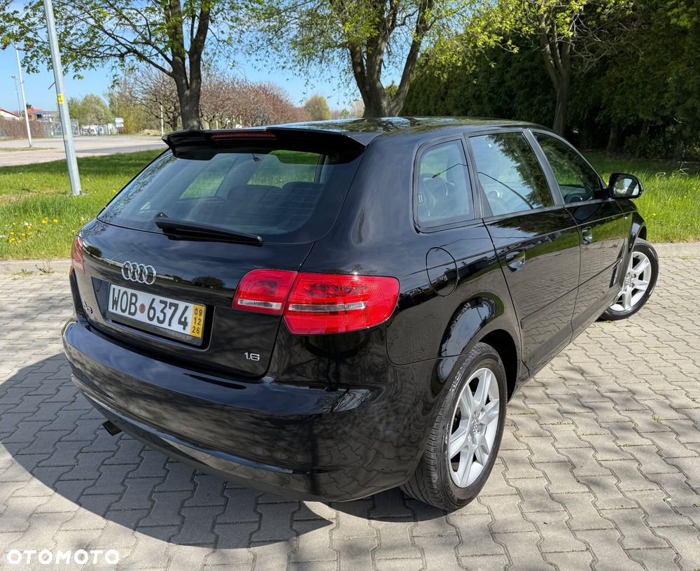 Audi A3 Sportback 1.6 Ambition - 2