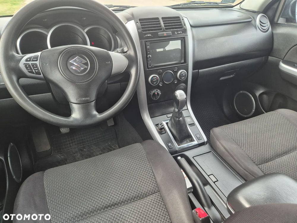 Suzuki Grand Vitara 1.9 DDiS Premium - 8