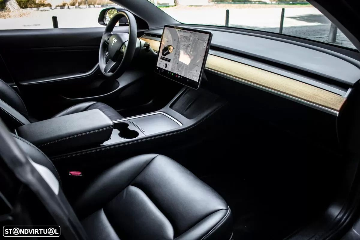 Tesla Model 3 Performance Dual Motor AWD - 17