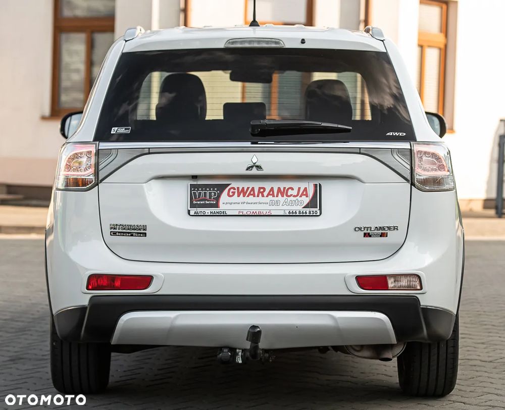 Mitsubishi Outlander 2.2 DI-D 4WD Diamant Edition - 11