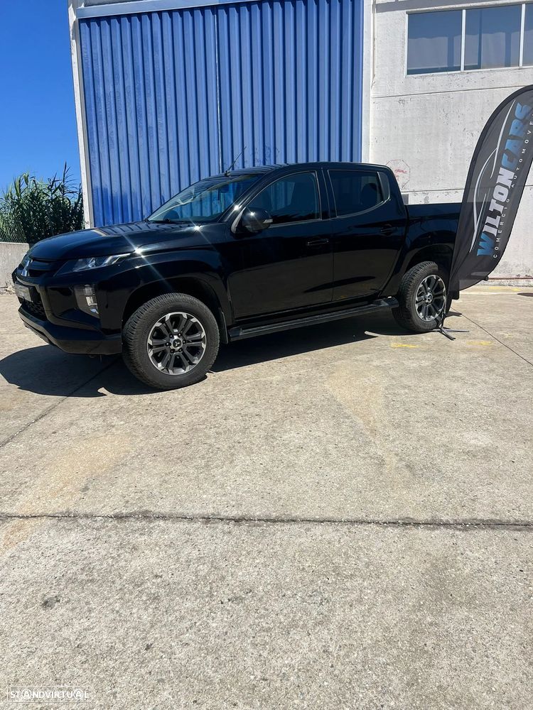 Mitsubishi L200 Pick Up 4x4 S&S Auto Cabine Dupla Base - 1