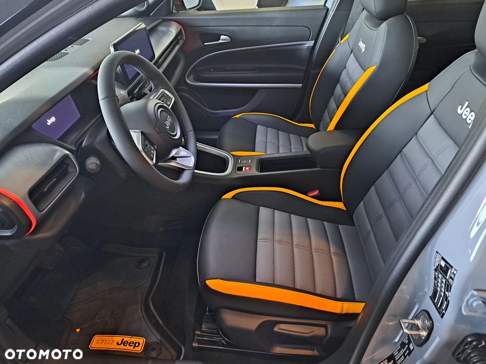 Jeep Avenger 1.2 T3 mHEV The North Face 4xe eDCT6 - 9